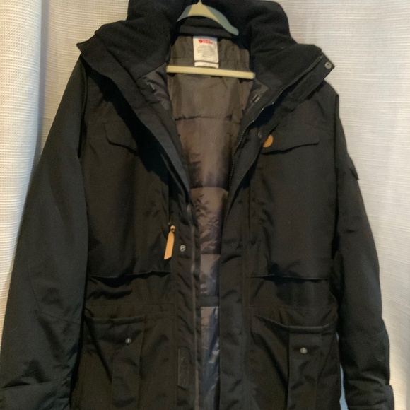 FJALLRAVEN NUUK WINTER PARKA MENS Size L - Picture 1 of 13